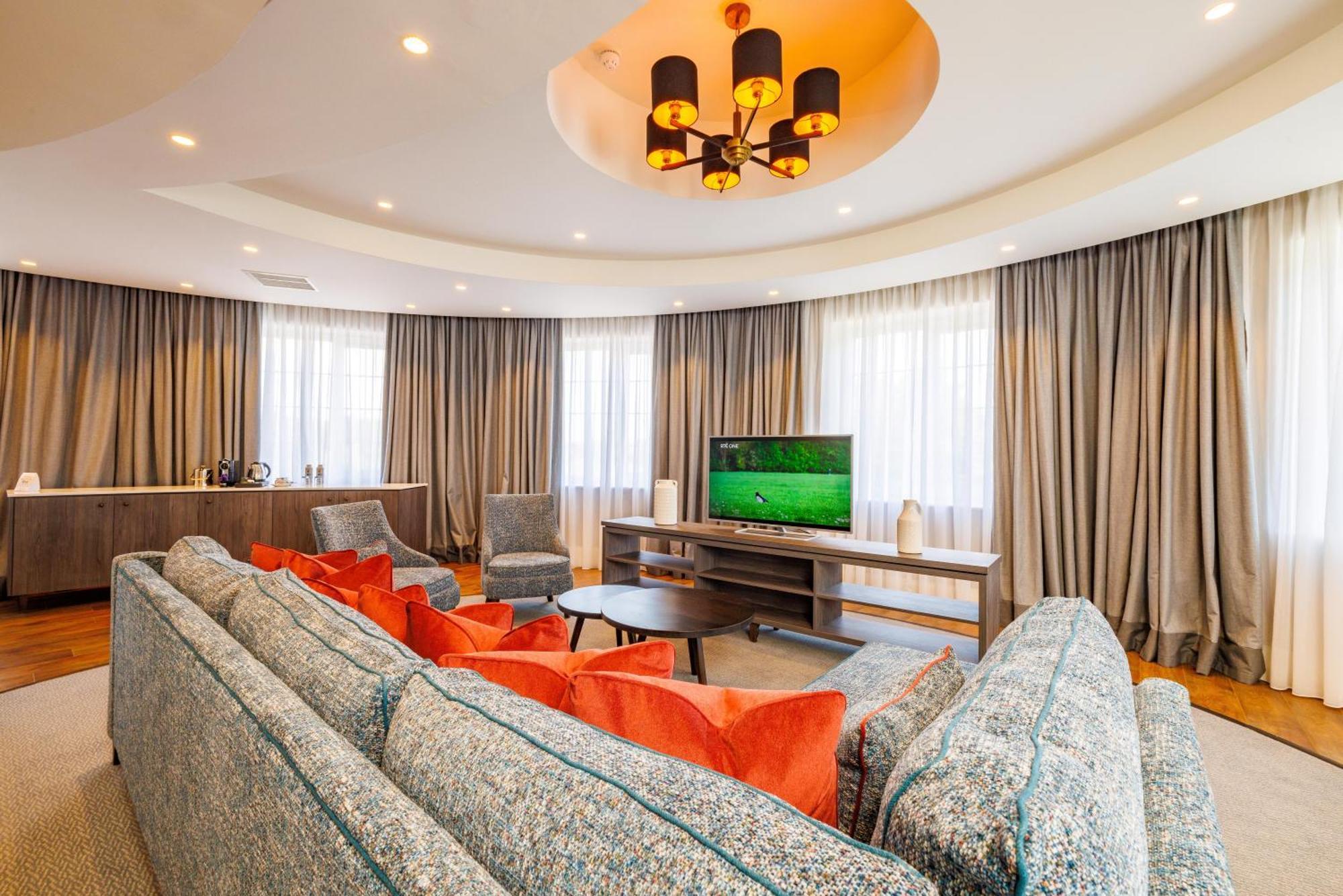 Mount Wolseley Hotel Spa & Golf Resort Tullow Extérieur photo