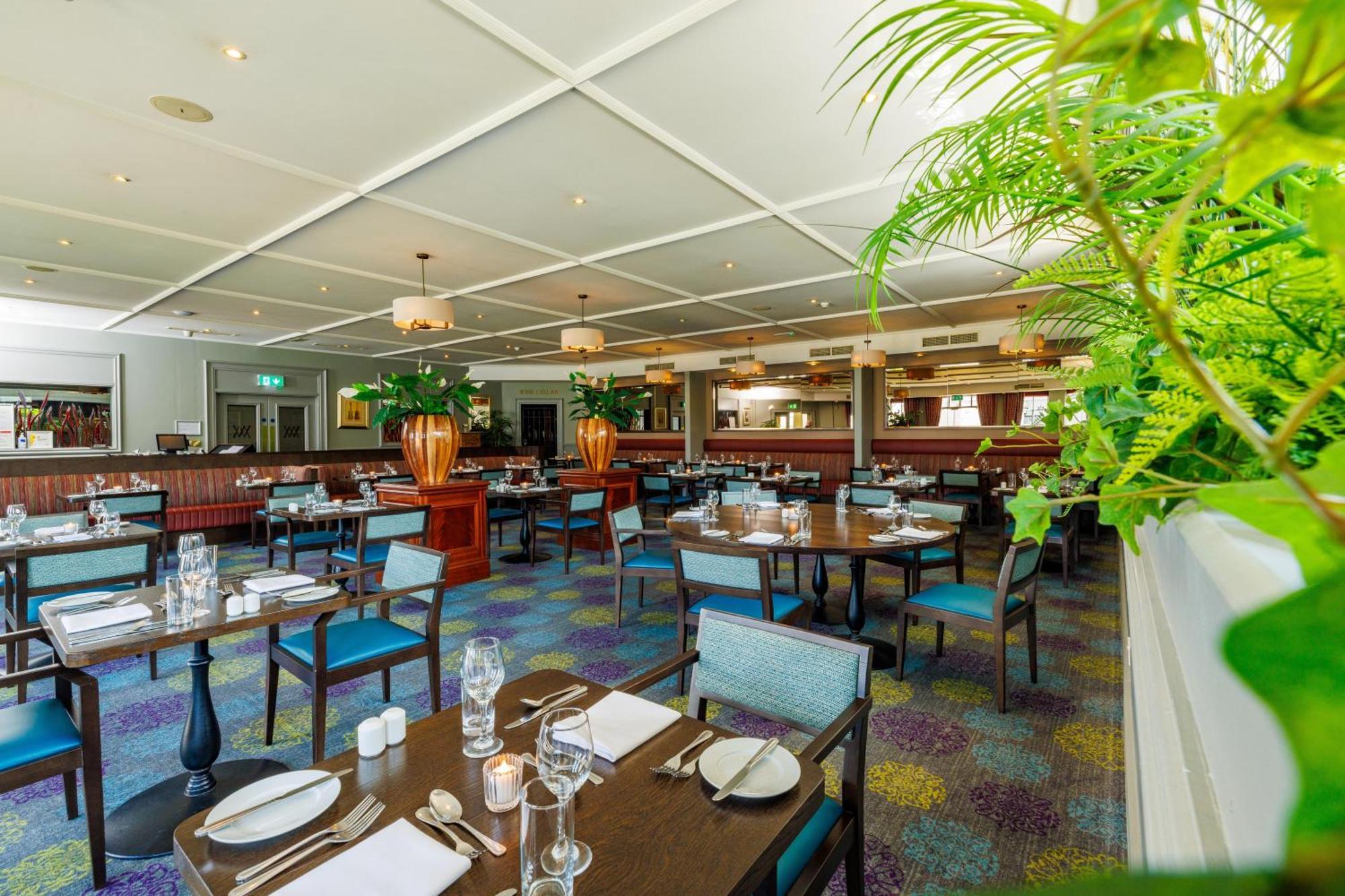 Mount Wolseley Hotel Spa & Golf Resort Tullow Extérieur photo