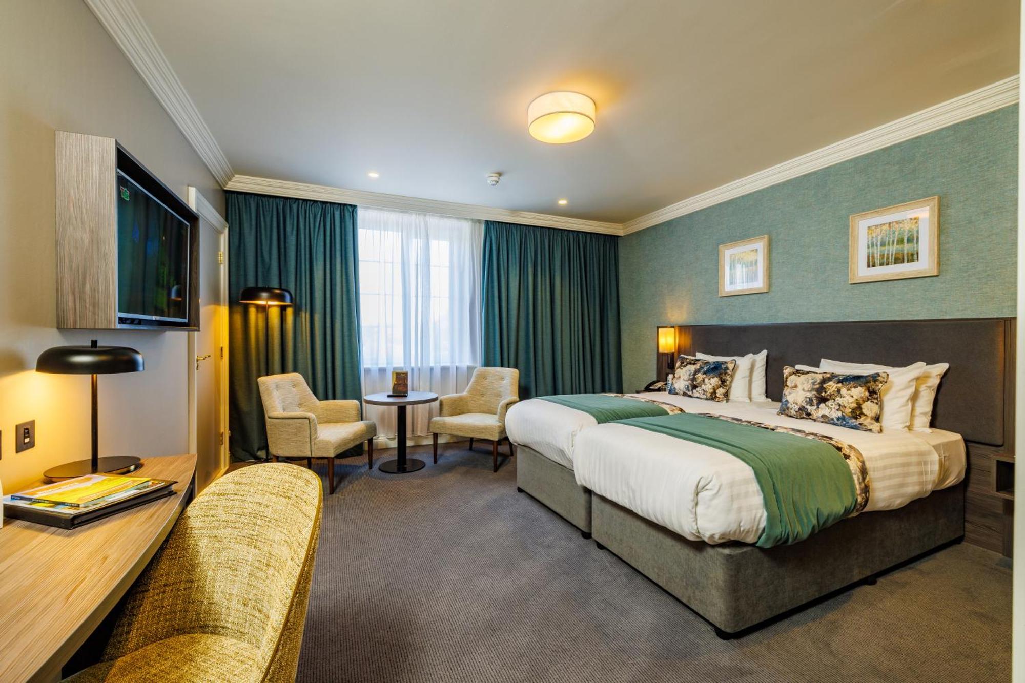 Mount Wolseley Hotel Spa & Golf Resort Tullow Extérieur photo