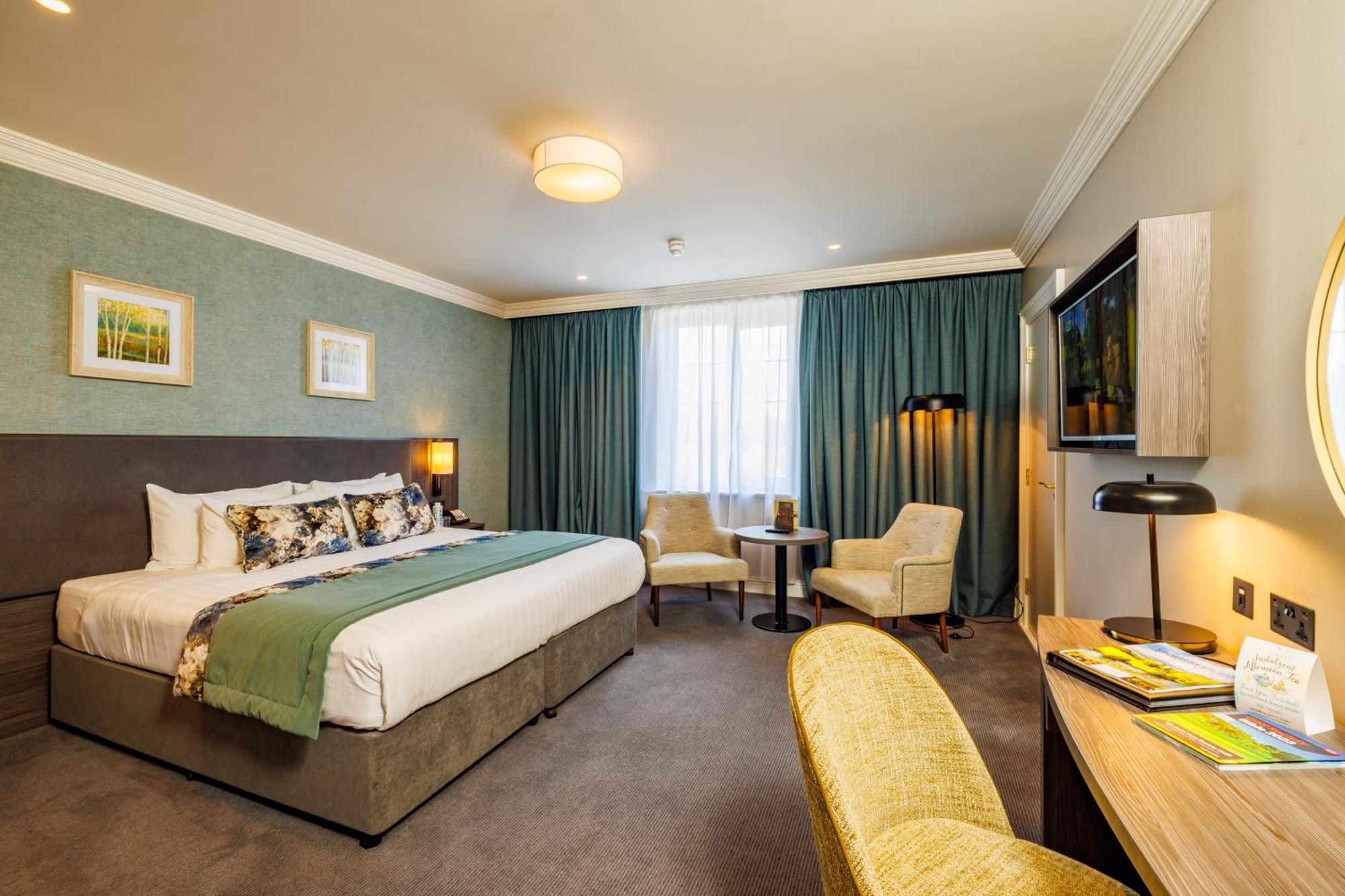 Mount Wolseley Hotel Spa & Golf Resort Tullow Extérieur photo
