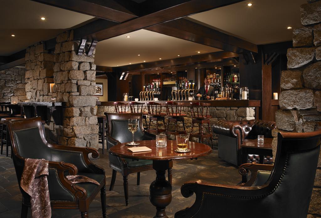 Mount Wolseley Hotel Spa & Golf Resort Tullow Extérieur photo